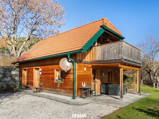 Immobilie in Hüttenberg - Einfamilienhaus zum Kauf - Hüttenberg - 375.000 € - 4 Zimmer, 70 m², 796 m² Grundstück, frei ab sofort - Bild 0
