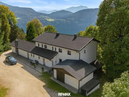 Immobilie in Millstatt am See - Mehrfamilienhaus zum Kauf - Millstatt am See - 1.650.000 € - 19 Zimmer, 411,3 m², 2.798 m² Grundstück - Bild 2