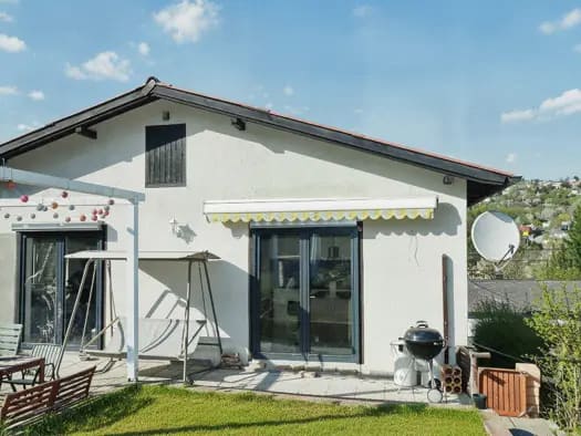Immobilie in Klosterneuburg - Haus zum Kauf - Klosterneuburg - 349.000 € - 4 Zimmer, 130 m², 940 m² Grundstück - Bild 1