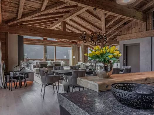 Immobilie in Aurach bei Kitzbühel - Haus zum Kauf - Aurach bei Kitzbühel - 7.500.000 € - 6 Zimmer, 303 m², 587 m² Grundstück - Bild 1