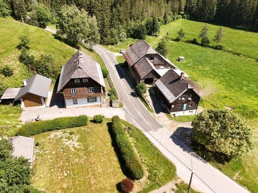 Immobilie in Arriach - Bauernhaus zum Kauf - Arriach - 890.000 € - 152 m², 223.004 m² Grundstück - Bild 1