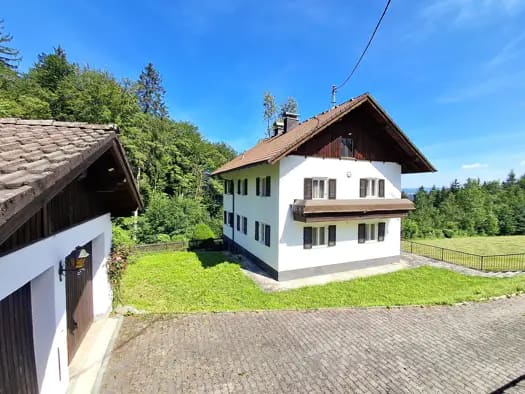 Immobilie in Eugendorf - Haus zum Kauf - Eugendorf - 485.000 € - 7 Zimmer, 156 m², 1.107 m² Grundstück - Bild 0