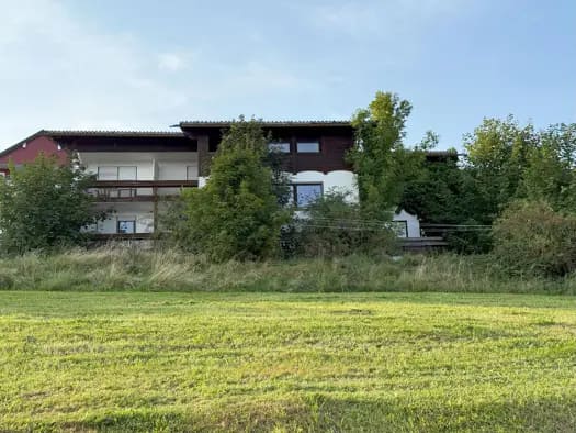 Immobilie in Sulzberg - Mehrfamilienhaus zum Kauf - Sulzberg - 760.000 € - 12 Zimmer, 287 m², 749 m² Grundstück - Bild 0