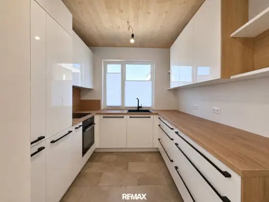 Immobilie in Prambachkirchen - Reihenmittelhaus zum Kauf - Prambachkirchen - 425.000 € - 4 Zimmer, 106 m², 284,9 m² Grundstück, frei ab 01.10.2026 - Bild 1