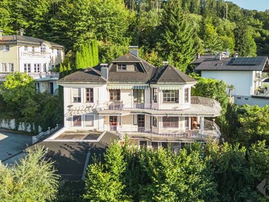 Immobilie in Elsbethen - Einfamilienhaus zum Kauf - Elsbethen - 2.690.000 € - 10 Zimmer, 300 m², 623 m² Grundstück - Bild 0
