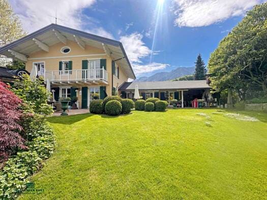 Immobilie in Großgmain - Einfamilienhaus zum Kauf - Großgmain - 1.890.000 € - 375 m², 1.200 m² Grundstück - Bild 0