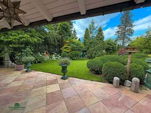 Immobilie in Großgmain - Einfamilienhaus zum Kauf - Großgmain - 1.890.000 € - 375 m², 1.200 m² Grundstück - Bild 2