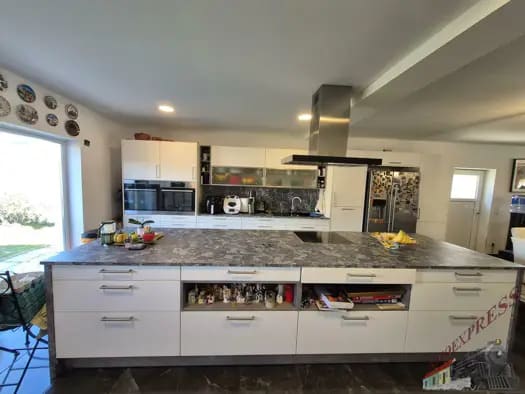 Immobilie in Orth an der Donau - Einfamilienhaus zum Kauf - Orth an der Donau - 285.000 € - 6 Zimmer, 243 m², 617 m² Grundstück - Bild 2