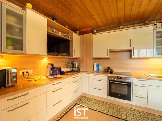 Immobilie in Maria Schmolln - Mehrfamilienhaus zum Kauf - Maria Schmolln - 350.000 € - 7 Zimmer, 210 m², 1.025 m² Grundstück, frei ab sofort - Bild 1