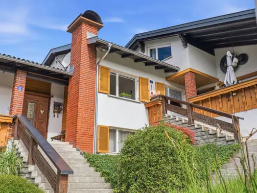 Immobilie in Schlins - Doppelhaushälfte zum Kauf - Schlins - 550.000 € - 5 Zimmer, 164 m², 400 m² Grundstück - Bild 1