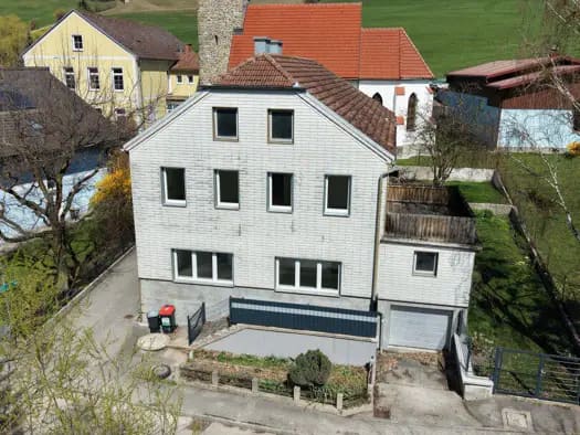 Immobilie in Rabenstein an der Pielach - Haus zum Kauf - Rabenstein an der Pielach - 179.000 € - 8 Zimmer, 225 m², 453 m² Grundstück - Bild 0