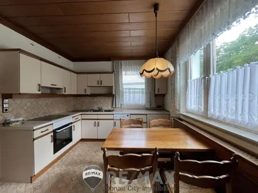 Immobilie in Sieghartskirchen - Einfamilienhaus zum Kauf - Sieghartskirchen - 295.000 € - 5 Zimmer, 125 m², 1.000 m² Grundstück - Bild 1