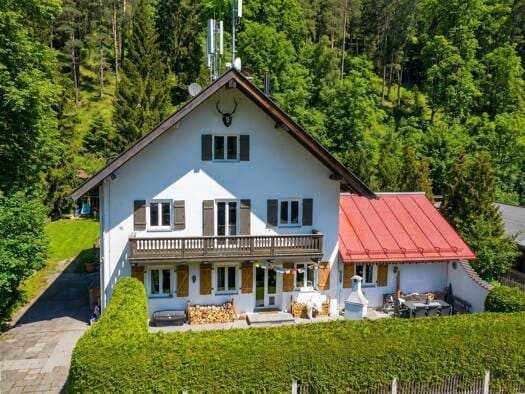 Immobilie in Ehrwald - Wohnung zum Kauf - Ehrwald - 375.000 € - 3,5 Zimmer, 88 m², EG - Bild 1