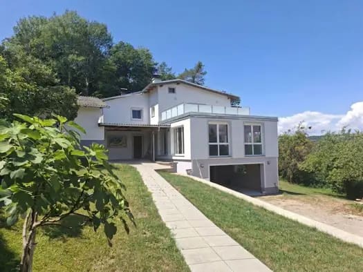 Immobilie in Eichgraben - Einfamilienhaus zum Kauf - Eichgraben - 899.000 € - 7 Zimmer, 219,4 m², 4.238 m² Grundstück - Bild 0