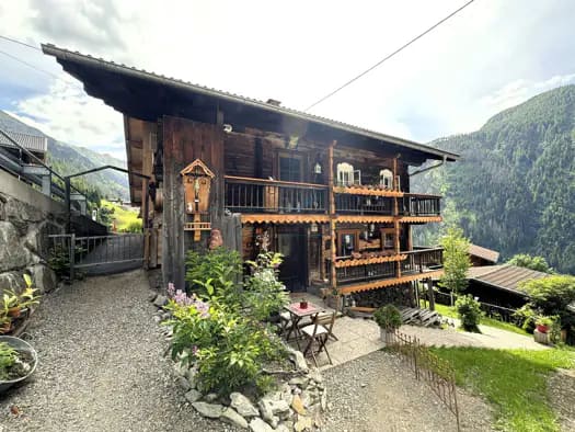 Immobilie in St. Veit in Defereggen - Bauernhaus zum Kauf - St. Veit in Defereggen - 199.000 € - 6 Zimmer, 120 m², 277 m² Grundstück - Bild 0