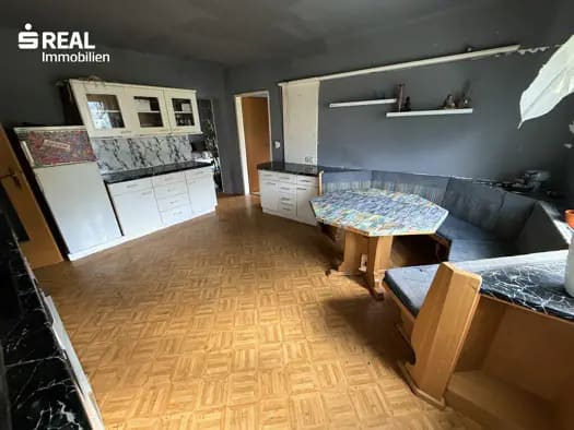 Immobilie in Saalfelden am Steinernen Meer - Wohnung zum Kauf - Saalfelden am Steinernen Meer - 180.000 € - 3 Zimmer, 61,3 m², 2. Geschoss - Bild 2