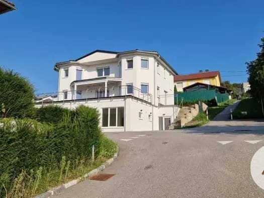 Immobilie in Alkoven - Haus zum Kauf - Alkoven - 890.000 € - 7 Zimmer, 180 m², 584 m² Grundstück - Bild 1