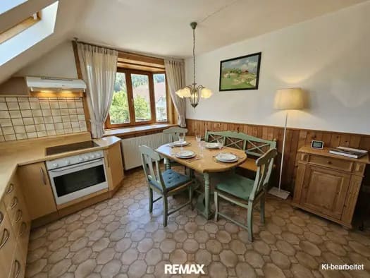 Immobilie in Seeboden am Millstätter See - Mehrfamilienhaus zum Kauf - Seeboden am Millstätter See - 330.000 € - 8 Zimmer, 187 m², 770 m² Grundstück - Bild 1
