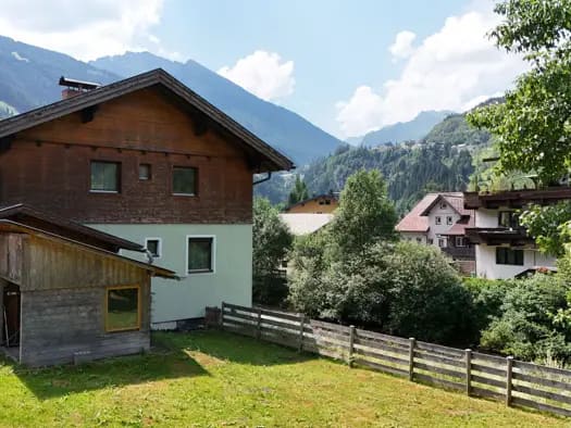 Immobilie in Bad Gastein - Einfamilienhaus zum Kauf - Bad Gastein - 365.000 € - 4 Zimmer, 94 m², 633 m² Grundstück - Bild 1