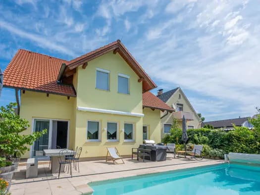 Immobilie in Traiskirchen - Einfamilienhaus zum Kauf - Traiskirchen - 845.000 € - 5 Zimmer, 166 m², 731 m² Grundstück, frei ab 01.07.2027 - Bild 1