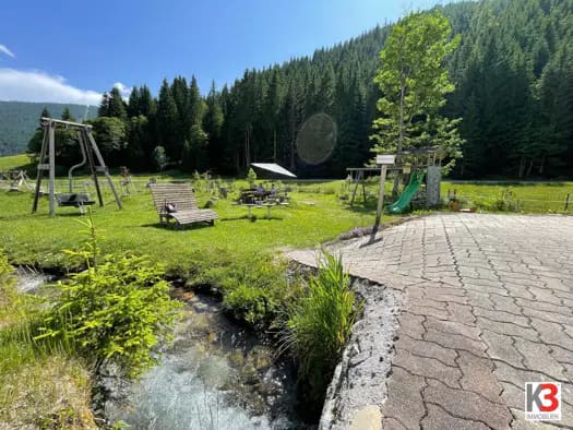 Immobilie in Filzmoos - Haus zum Kauf - Filzmoos - 945.000 € - 264 m², 598 m² Grundstück - Bild 2