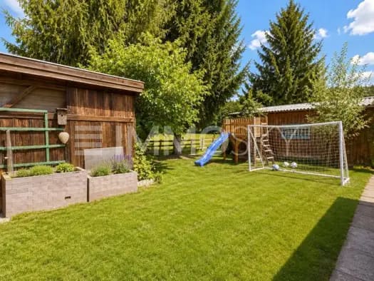 Immobilie in Schalchen - Einfamilienhaus zum Kauf - Schalchen - 499.000 € - 5 Zimmer, 180 m², 814 m² Grundstück - Bild 2