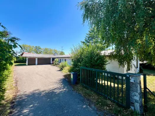 Immobilie in Seewalchen am Attersee - Bungalow zum Kauf - Seewalchen am Attersee - 850.000 € - 260 m², 1.800 m² Grundstück, frei ab sofort - Bild 2