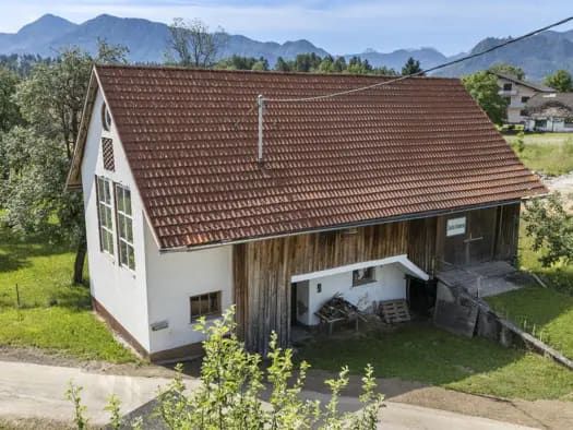 Immobilie in Sittersdorf - Haus zum Kauf - Sittersdorf - 180.000 € - 3,5 Zimmer, 139 m², 879 m² Grundstück - Bild 0