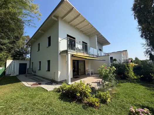 Immobilie in Berg im Attergau - Doppelhaushälfte zum Kauf - Berg im Attergau - 790.000 € - 4 Zimmer, 100 m², 123 m² Grundstück - Bild 0