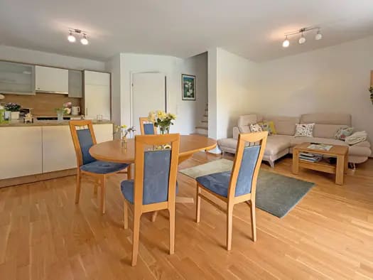 Immobilie in Berg im Attergau - Doppelhaushälfte zum Kauf - Berg im Attergau - 790.000 € - 4 Zimmer, 100 m², 123 m² Grundstück - Bild 2