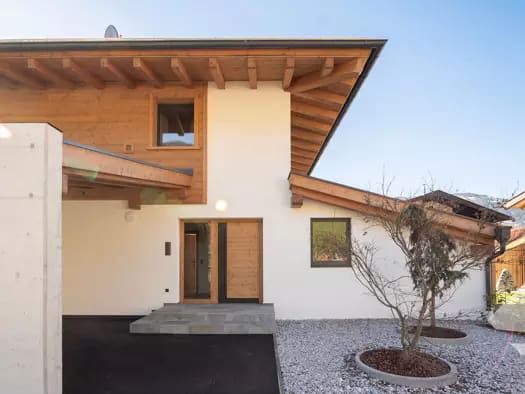 Immobilie in Stumm - Haus zum Kauf - Stumm - 1.299.000 € - 5 Zimmer, 184 m², 375 m² Grundstück, frei ab sofort - Bild 1