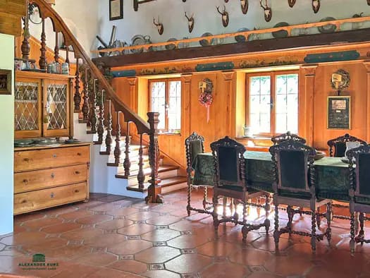 Immobilie in Eggelsberg - Einfamilienhaus zum Kauf - Eggelsberg - 980.000 € - 8 Zimmer, 280 m², 3.229 m² Grundstück - Bild 1