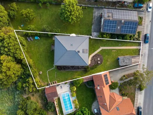 Immobilie in Hauskirchen - Einfamilienhaus zum Kauf - Hauskirchen - 299.000 € - 5,5 Zimmer, 132,5 m², 983 m² Grundstück - Bild 1
