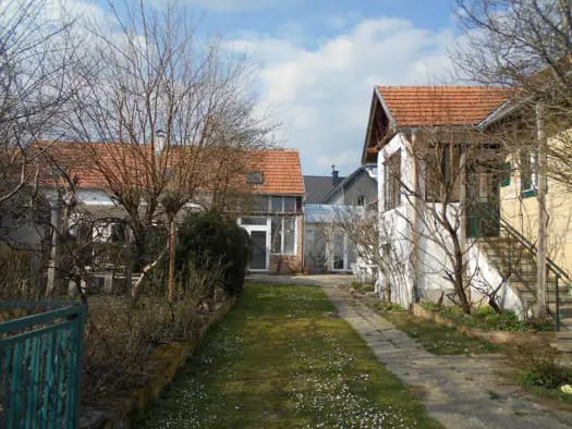 Immobilie in Schandorf - Haus zum Kauf - Schandorf - 345.000 € - 8 Zimmer, 421 m², 856 m² Grundstück, frei ab sofort - Bild 1