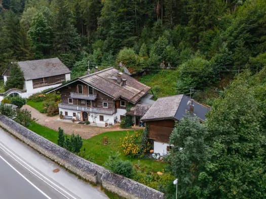 Immobilie in Sankt Martin bei Lofer - Einfamilienhaus zum Kauf - Sankt Martin bei Lofer - 897.000 € - 13 Zimmer, 220 m², 2.014 m² Grundstück - Bild 1