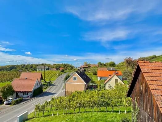 Immobilie in Klöch - Wohnung zum Kauf - Erstbezug - Klöch - 395.000 € - 2 Zimmer, 94,4 m² - Bild 1