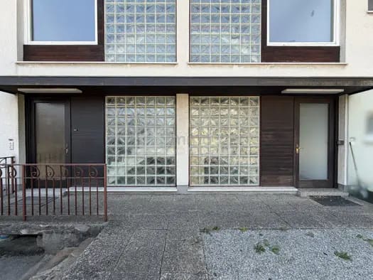 Immobilie in Wels - Mehrfamilienhaus zum Kauf - Wels - 799.000 € - 16 Zimmer, 448 m², 650 m² Grundstück - Bild 0
