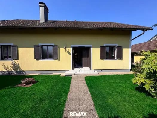 Immobilie in Leibnitz - Mehrfamilienhaus zum Kauf - Leibnitz - 380.000 € - 7 Zimmer, 210 m², 1.249 m² Grundstück - Bild 1