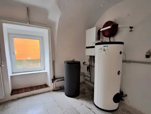 Immobilie in Traiskirchen - Wohnung zum Kauf - Traiskirchen - 930.000 € - 8 Zimmer, 354,8 m² - Bild 2