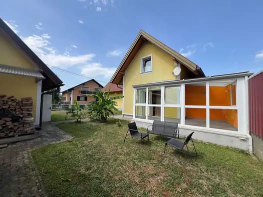 Immobilie in Straß in Steiermark - Haus zum Kauf - Straß in Steiermark - 328.000 € - 4 Zimmer, 187 m², 457 m² Grundstück, frei ab sofort - Bild 0