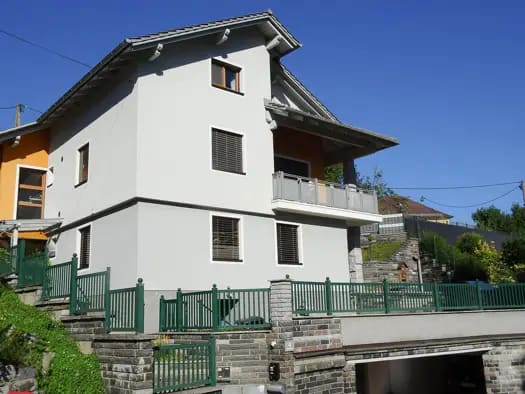 Immobilie in Mauthausen - Mehrfamilienhaus zum Kauf - Mauthausen - 470.000 € - 6 Zimmer, 260 m², 566 m² Grundstück - Bild 1