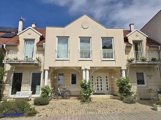 Immobilie in Vösendorf - Haus zum Kauf - Vösendorf - 1.349.000 € - 10 Zimmer, 311 m², 512 m² Grundstück - Bild 1