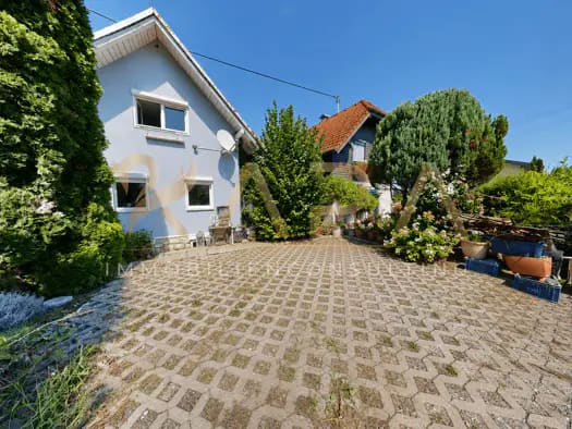 Immobilie in Velden am Wörther See - Einfamilienhaus zum Kauf - Velden am Wörther See - 219.000 € - 3 Zimmer, 75 m², 294 m² Grundstück - Bild 0