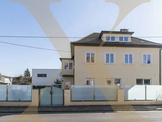 Immobilie in Waldegg - Haus zum Kauf - Linz - 840.000 € - 9 Zimmer, 239 m², 625 m² Grundstück - Bild 0