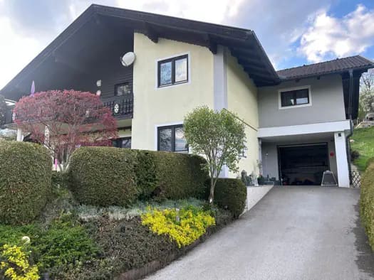 Immobilie in Glanegg - Mehrfamilienhaus zum Kauf - Glanegg - 399.000 € - 6 Zimmer, 195 m², 911 m² Grundstück - Bild 0