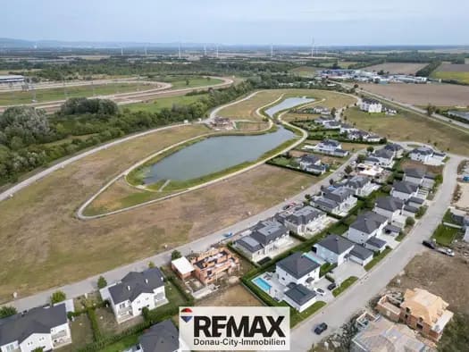 Immobilie in Ebreichsdorf - Einfamilienhaus zum Kauf - Ebreichsdorf - 600.000 € - 9 Zimmer, 287 m², 860 m² Grundstück - Bild 1