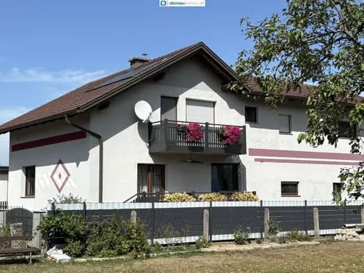 Immobilie in Amstetten - Mehrfamilienhaus zum Kauf - Amstetten - 416.000 € - 7 Zimmer, 160 m², 811 m² Grundstück, frei ab 01.01.2027 - Bild 0