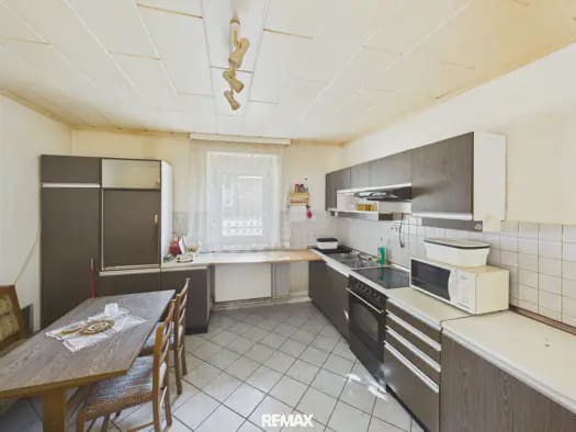 Immobilie in Hundsheim - Haus zum Kauf - Hundsheim - 96.000 € - 3 Zimmer, 59 m², 299 m² Grundstück - Bild 1