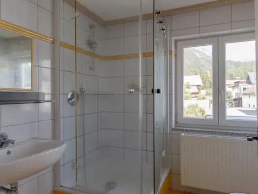 Immobilie in Scharnitz - Haus zum Kauf - Scharnitz - 499.000 € - 6 Zimmer, 120 m², 892 m² Grundstück - Bild 1