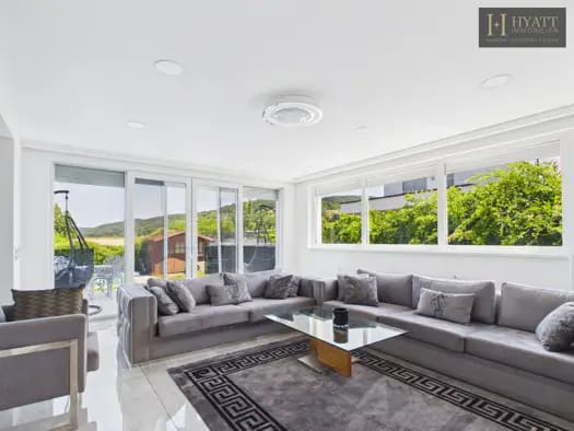 Immobilie in Königstetten - Einfamilienhaus zum Kauf - Königstetten - 650.000 € - 8 Zimmer, 345 m², 479 m² Grundstück - Bild 1